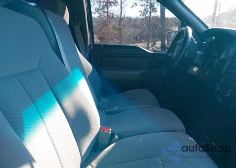 2013 Ford F-150 Xl z USA, uszkodzony, nr VIN 1FTMF1CMXDKE85648